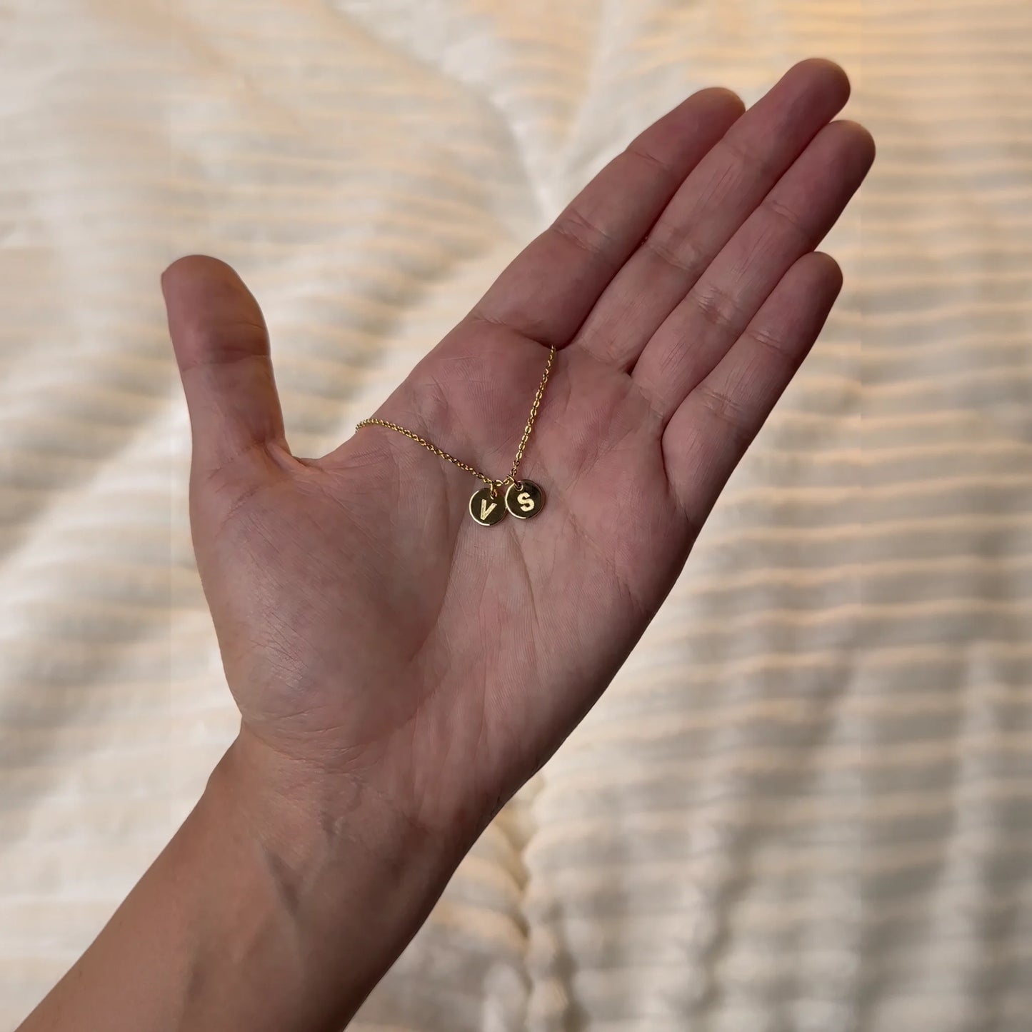 Collar con PAR de iniciales personalizadas